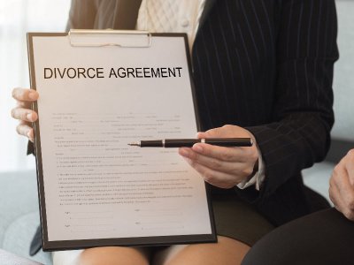 离婚协议中约定的违约金是否有效？